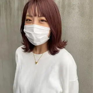 ミディアム en⁺　trust所属・山口 麗音のヘアスタイル
