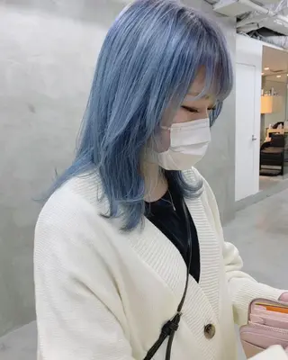 ミディアム カラー ブームボックス所属・🐝ハイトーンカラー hachi🐝のヘアスタイル