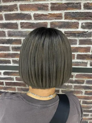 ショート カラー BENI鈎取 kanakoのヘアスタイル