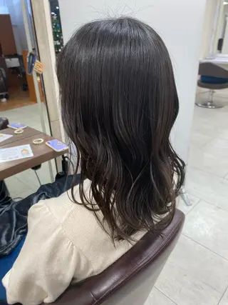 セミロング 月野涼風 /レイヤーカットのヘアスタイル