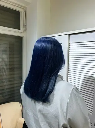 セミロング カラー キクチ ホナミのヘアスタイル