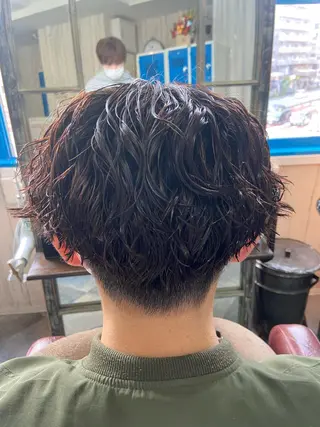 ショート パーマ メンズ カットパーマ✂️ 小坂田玲亜のヘアスタイル
