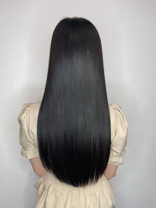 ロング biscohair 髪にドラマを。のヘアスタイル