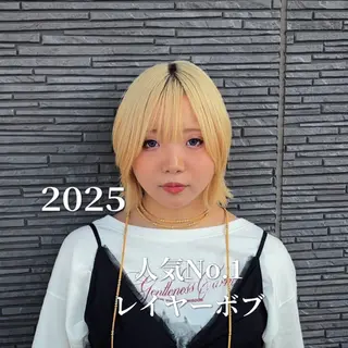 ショート カラー ✨ケアブリーチカラー ✨️透明感カラーのヘアスタイル