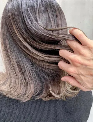 ミディアム カラー CALAMARI所属・ツヤ髪髪質改善 yu-kiのヘアスタイル