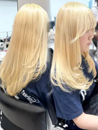 セミロング カラー レイヤー/ハイトーン 渋谷/Satsukiのヘアスタイル