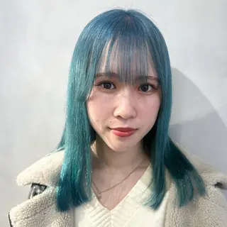 ミディアム カラー デザインカラー/パー マ🦖外岡咲希🦖のヘアスタイル