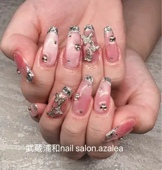 ネイル R inのネイルデザイン