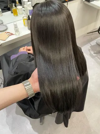 ロング 髪質改善、縮毛矯正 酸性縮毛矯正のヘアスタイル