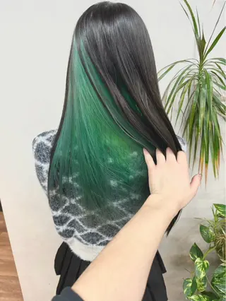 ロング VIF大船所属・🦖こみなとみゆ🦖 カラー特化のヘアスタイル