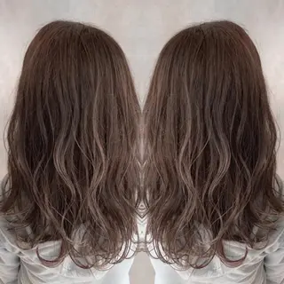 ミディアム ANDO HIKARIのヘアスタイル