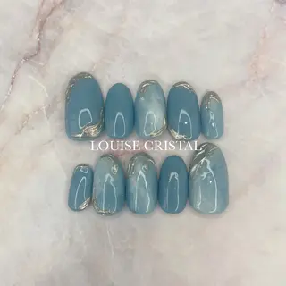 ネイル LOUISE CRYSTALのネイルデザイン