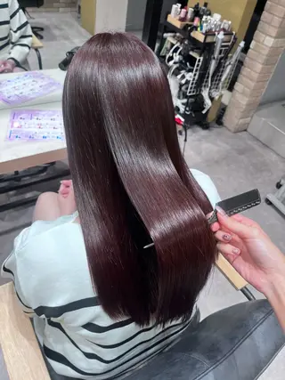 ロング カラー レイヤー/手書きネイ ルCOCORO 🎀のネイルデザイン