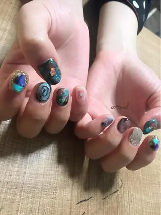 ショート ネイル ツメトマツゲ .のネイルデザイン