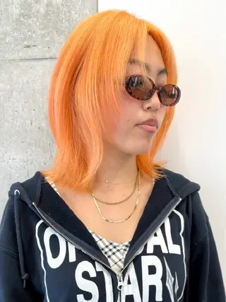 セミロング tsubasa🪽 ／ブリーチカラーのヘアスタイル