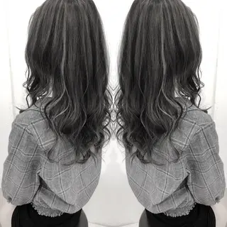 ロング カラー 髪質改善特化サロン ICONIQ天神店のヘアスタイル