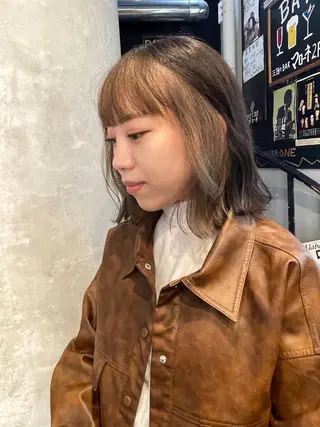 ショート ケアブリーチ/ エクステ/レイヤーのヘアスタイル