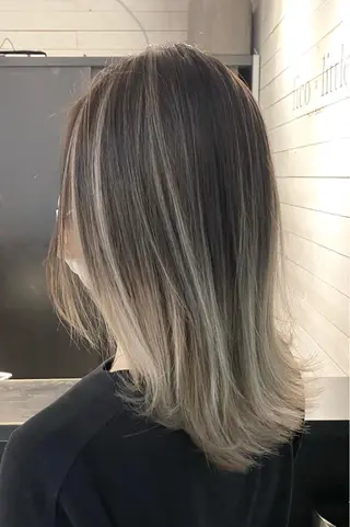 ミディアム カラー 木下大地 HAIR Oneのヘアスタイル