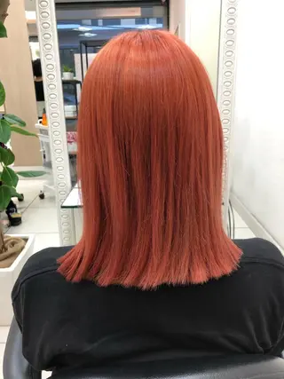 ミディアム カラー 渕向 克海のヘアスタイル