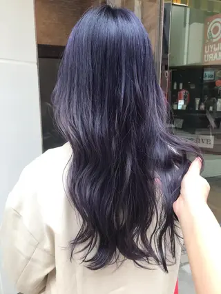 ロング uru"所属・uru" すずきさゆりのヘアスタイル