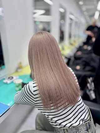 セミロング カラー 🧸韓国風艶髪/ 透明感抜群カラー🧸のヘアスタイル