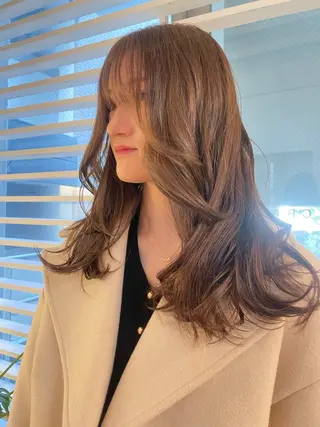 カラー YURiA レイヤー🫧暖色のヘアスタイル