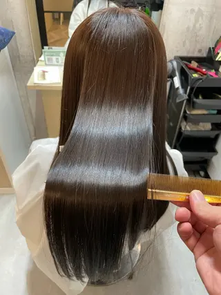 セミロング ♦️髪質改善向上♦️ 井上秀樹のヘアスタイル