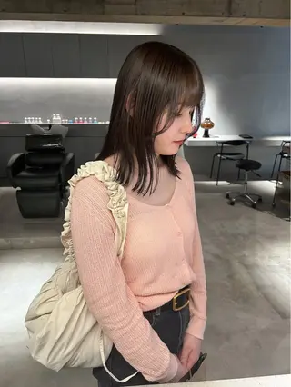 ミディアム カラー 中村 衣里のヘアスタイル