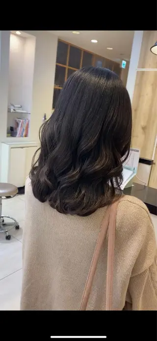 ミディアム コテ巻き風パーマ✨ かつみのヘアスタイル