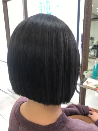 ミディアム カラー 米良 志織のヘアスタイル