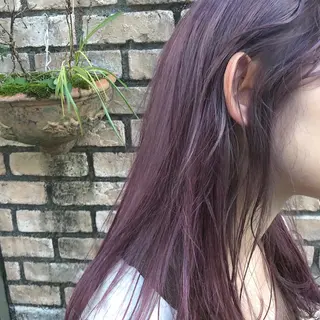 カラー ニシオカ タクヤのヘアスタイル