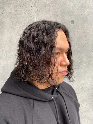 パーマ メンズ CREA相武台前所属・メンズ特化美容師⭐ ナツのヘアスタイル