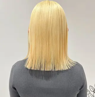 ミディアム カラー ハイトーン/ブリーチ 似合せカット/パーマのヘアスタイル