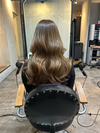 ロング 東 希良里のヘアスタイル