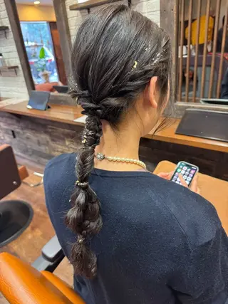 ロング ヘアアレンジ タン ユカのヘアスタイル
