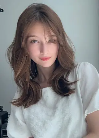 セミロング Agu hair lang屋島店所属・白井 音羽のヘアスタイル