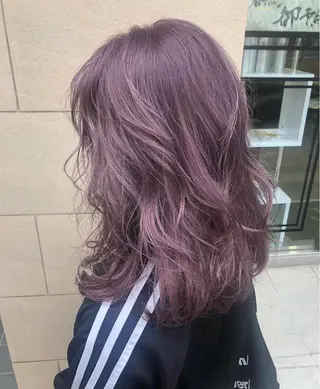 セミロング 艶髪カラー🫧 髪質改善🪽萩原のヘアスタイル