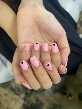 ネイル ♱˖⁺ 𝒎𝒐𝒑𝒊 ⁺のネイルデザイン