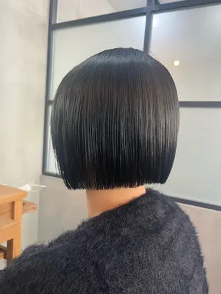 ショート 栗本 陽香/顔周りレ イヤー/透明感カラーのヘアスタイル