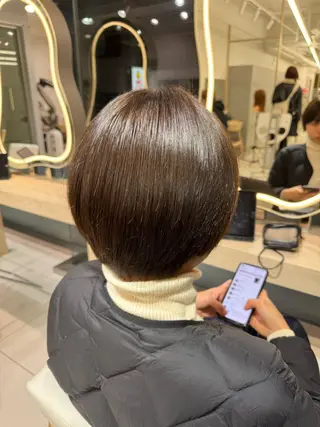 セミロング レイヤーカット/ 縮毛矯正/西野和裕のヘアスタイル