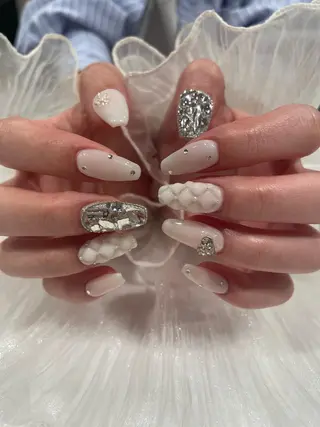 ネイル るか/透明感 カラー/アレンジのヘアスタイル