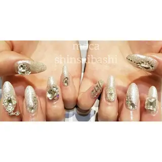 ネイル gotoday新宿店所属・鈴木 ゆいのネイルデザイン