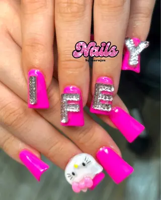 ネイル ギャルネイル🧸💖 narujesのネイルデザイン