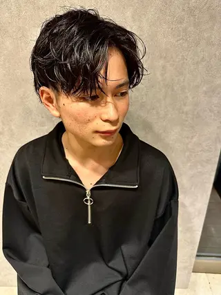 メンズ 海外風パーマ 健人のヘアスタイル