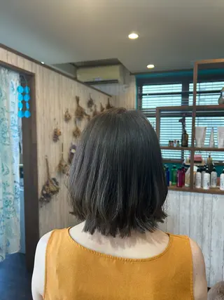 ショート カラー 早坂 さくらのヘアスタイル