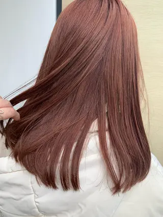 セミロング カラー ウスイ ハルカのヘアスタイル