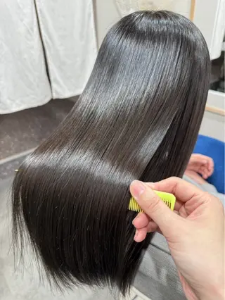 ロング カラー 吉原 愛のヘアスタイル