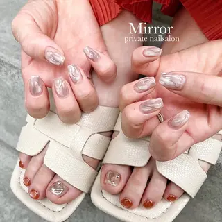 ネイル nailsalon Mirrorのネイルデザイン