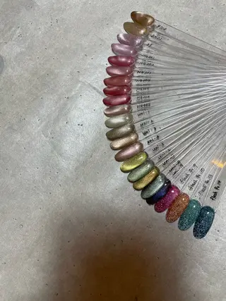 ネイル RooM tani /個性派ニュアンスのネイルデザイン