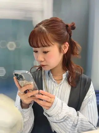 セミロング カラー パーマ ヘアアレンジ 🕊️アレンジ🕊️ イオ🕊️のヘアスタイル